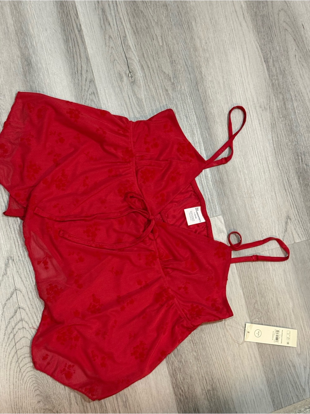 No Boundaries Red Floral Tie-Front Camisole - Picture 2 of 4